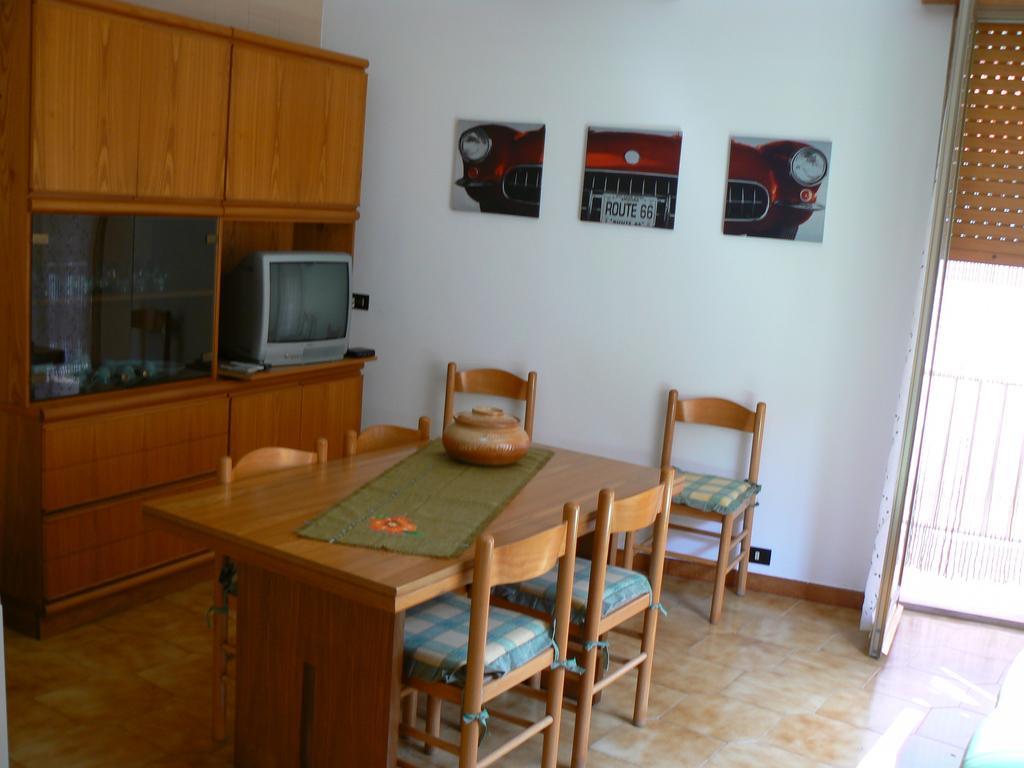 Guest House Via Crispi Pozzallo Eksteriør billede